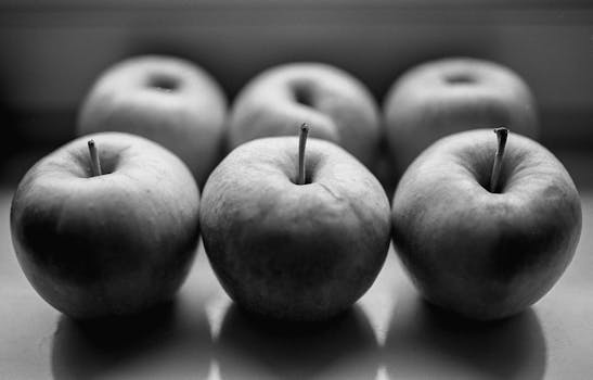 Fresh produce and healthy fats for a balanced diet